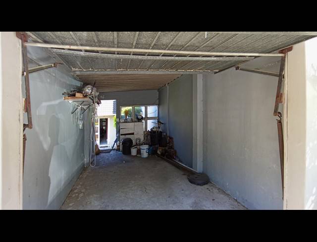 2 BEDROOM SIMPLEX FOR SALE IN SHERWOOD